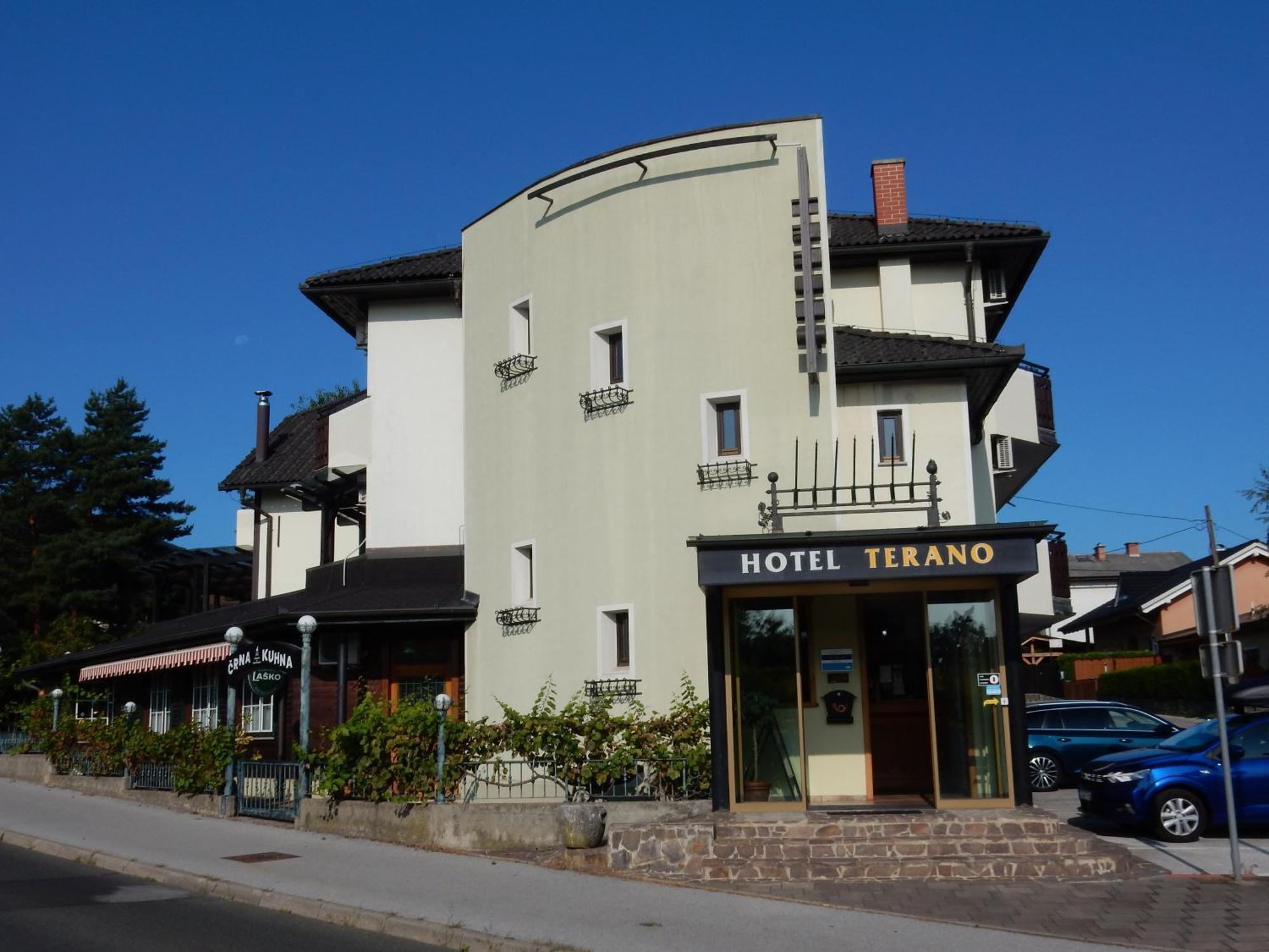Garni Hotel Terano Maribor Exteriör bild