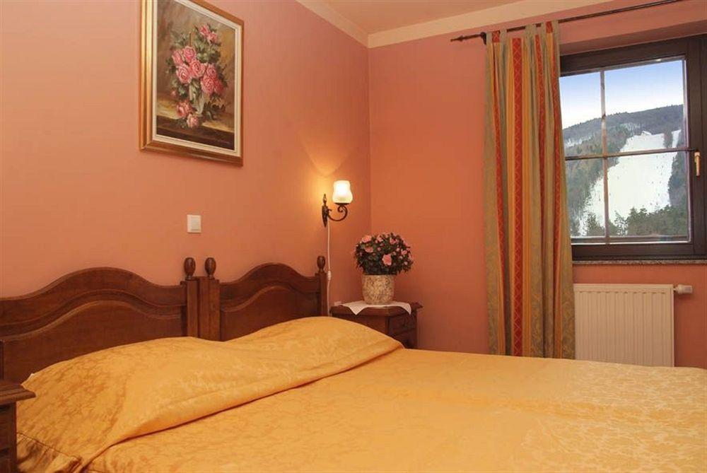 Garni Hotel Terano Maribor Exteriör bild