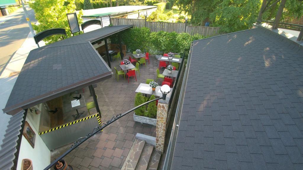 Garni Hotel Terano Maribor Exteriör bild