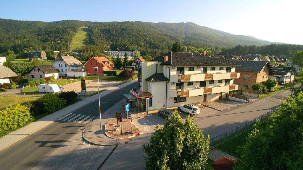 Garni Hotel Terano Maribor Exteriör bild