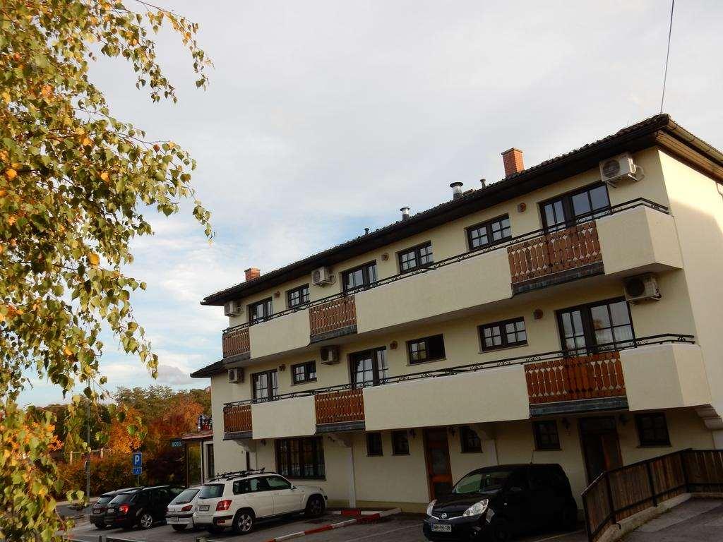 Garni Hotel Terano Maribor Exteriör bild